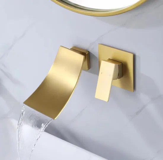 Verdecktes Duschset für Badezimmer, gebürstetes Nickel, mattschwarze Platte